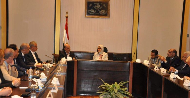 وزيرة الصحة