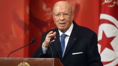 صورة رئيس الوزراء التونسي:حالة الرئيس السبسي مستقرة