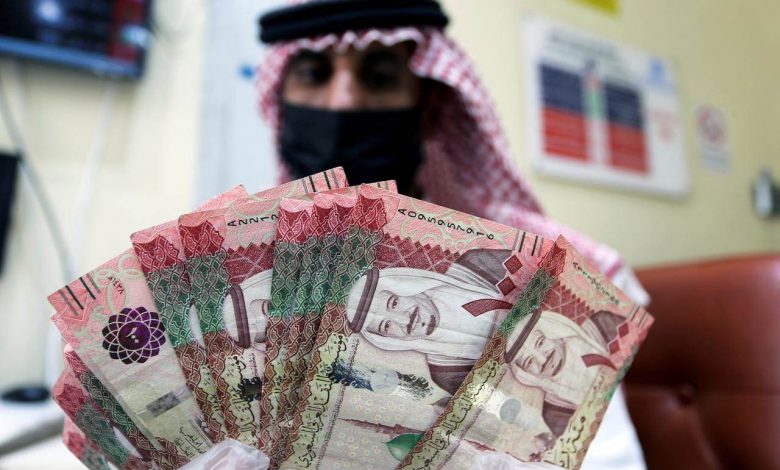 أسعار الدولار أمام الريال السعودي اليوم