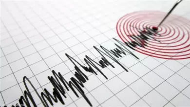 صورة تحذير من وقوع تسونامي بعد زلزال بقوة 7.2 درجة