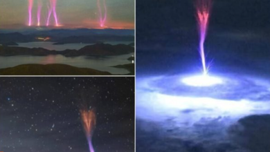 صورة عاجل يحدث الآن وميض أزرق غامض في السماء يثير الجدل والتكهنات حول العالم